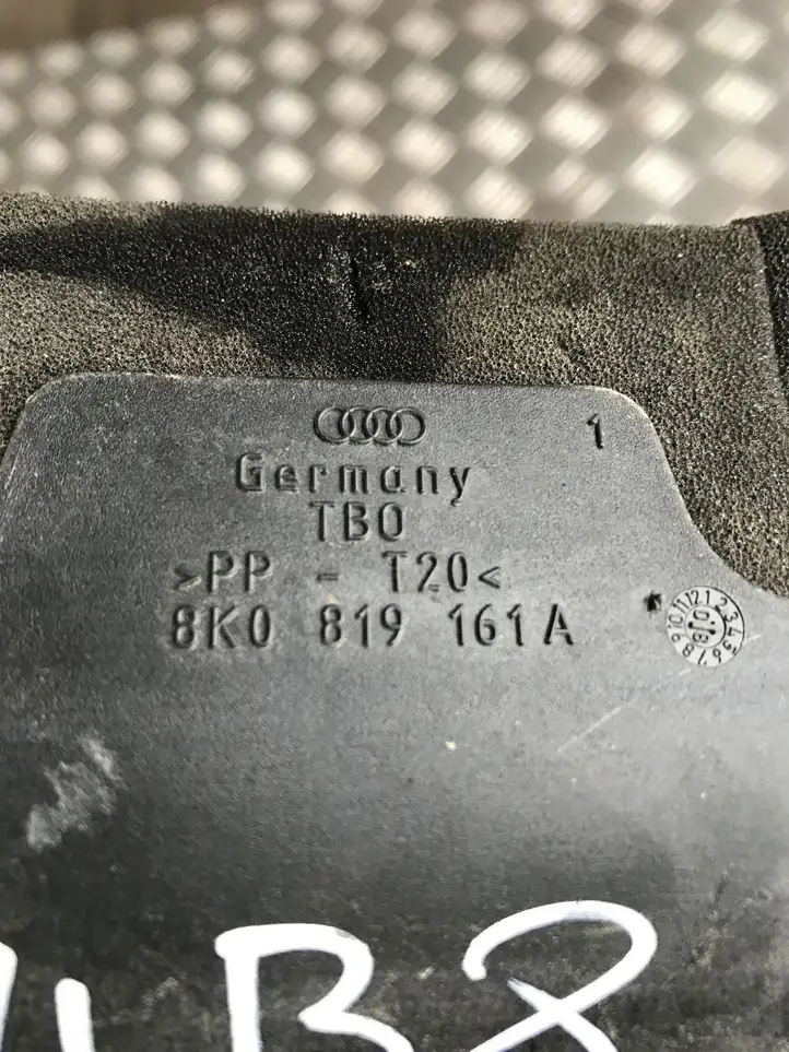 Audi A4 S4 B8 8K (2007 - 2011) 8K0819161A Вентиляционная решетка кузова — фото 2