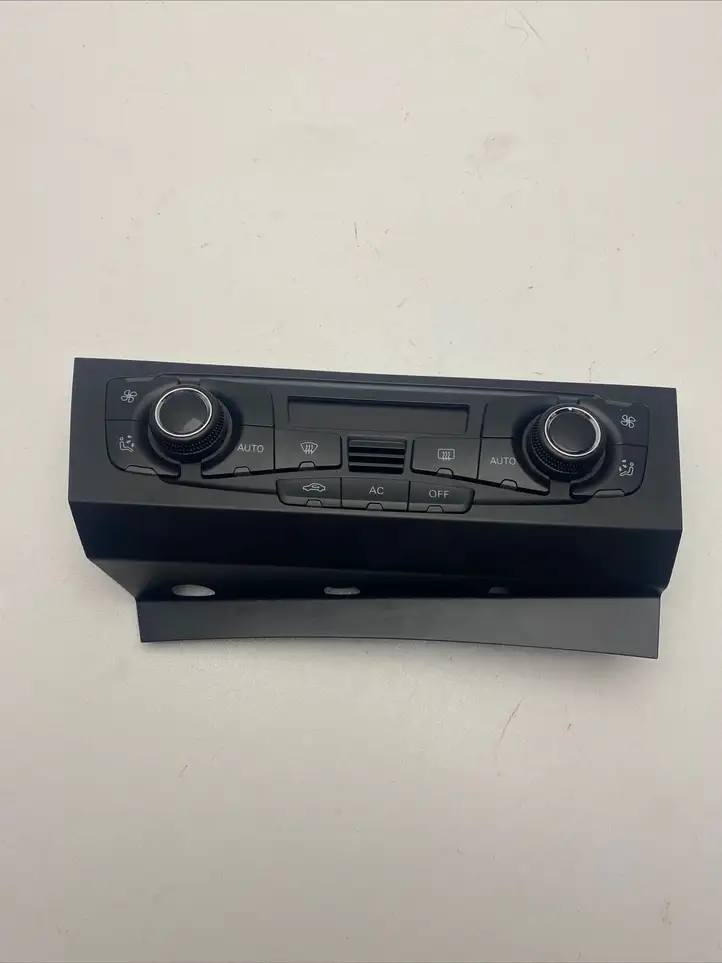 Audi A4 S4 B8 8K (2007 - 2011) 8T2820043AF Блок управления климат-контролем — фото 1