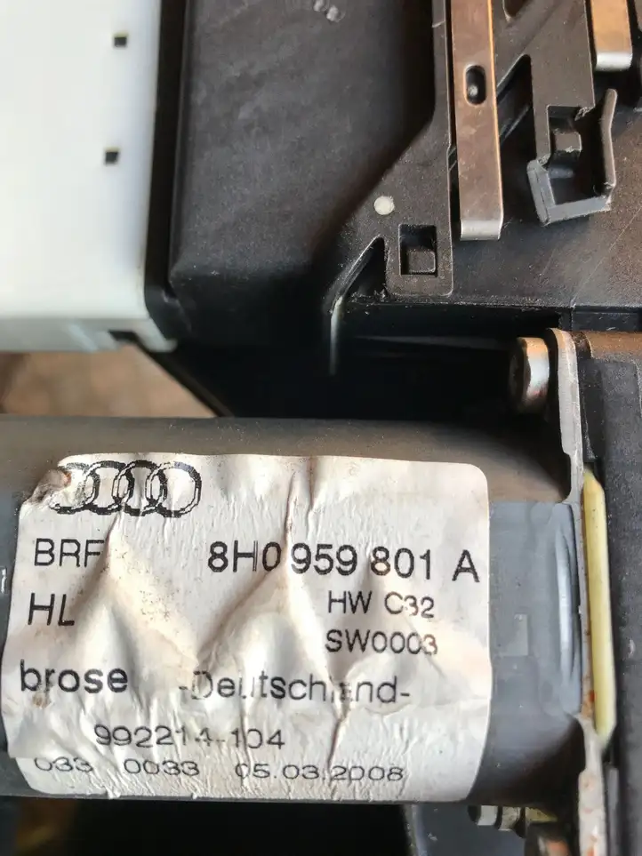 Audi A4 S4 B7 8E 8H (2004 - 2009) 8H0839397A Стеклоподъемник передней двери (комплект) — фото 3