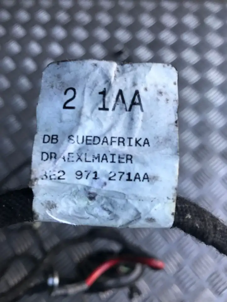 Audi A4 S4 B7 8E 8H (2004 - 2009) 8E2971271AA Прочая электропроводка — фото 2