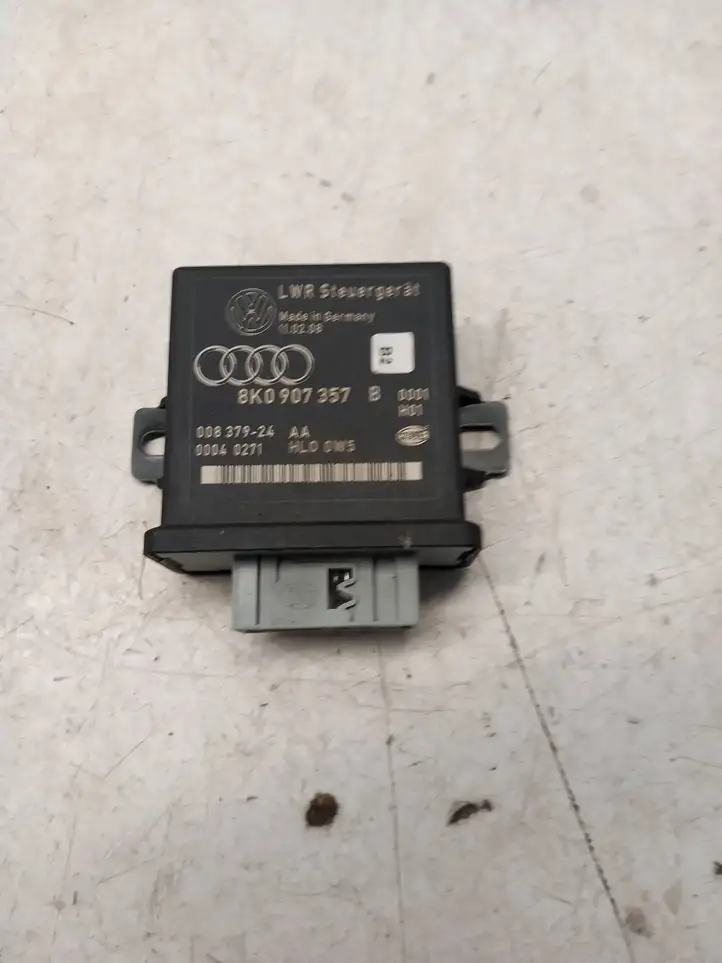 Audi A5 8T 8F (2007 - 2011) 8K0907357B Блок управления светом — фото 1