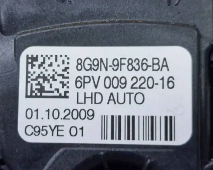 Volvo XC60 (2008 - 2013) 8G9N9F836BA Педаль акселератора — фото 6