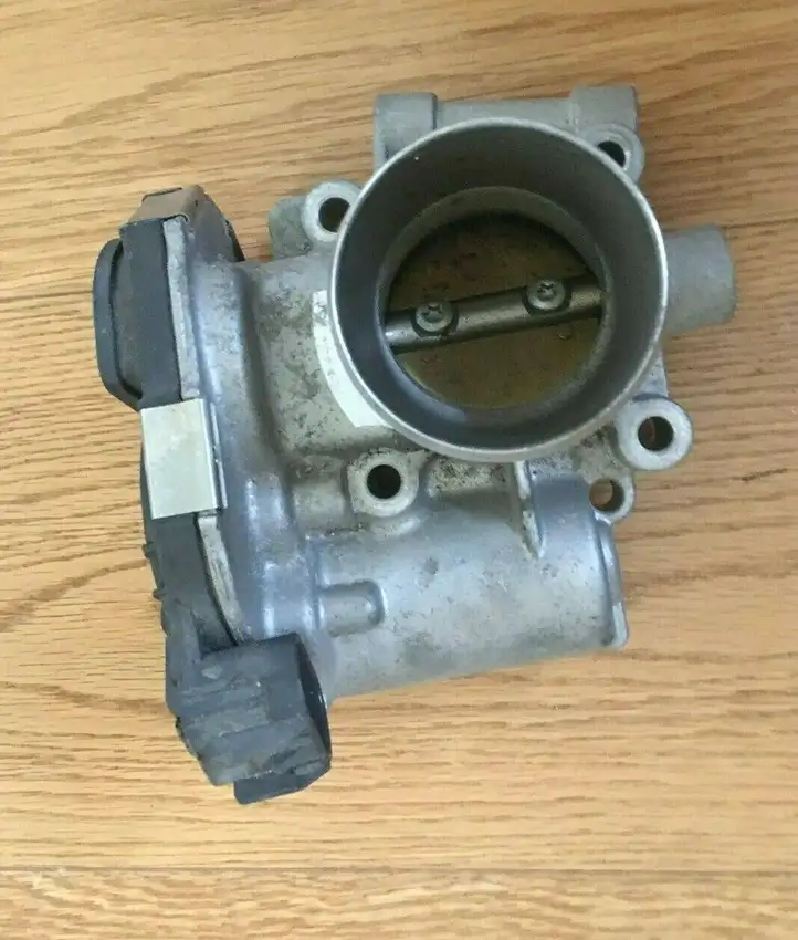 Opel Astra J (2009 - 2012) 0280750498 Дроссельная заслонка — фото 3