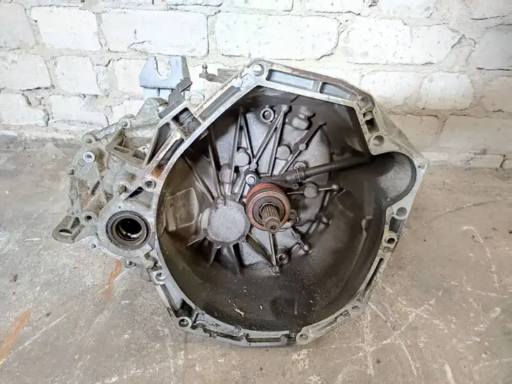 Nissan Juke I F15 (2010 - 2018) 7701700601 Механическая коробка передач, 6 передач — фото 4