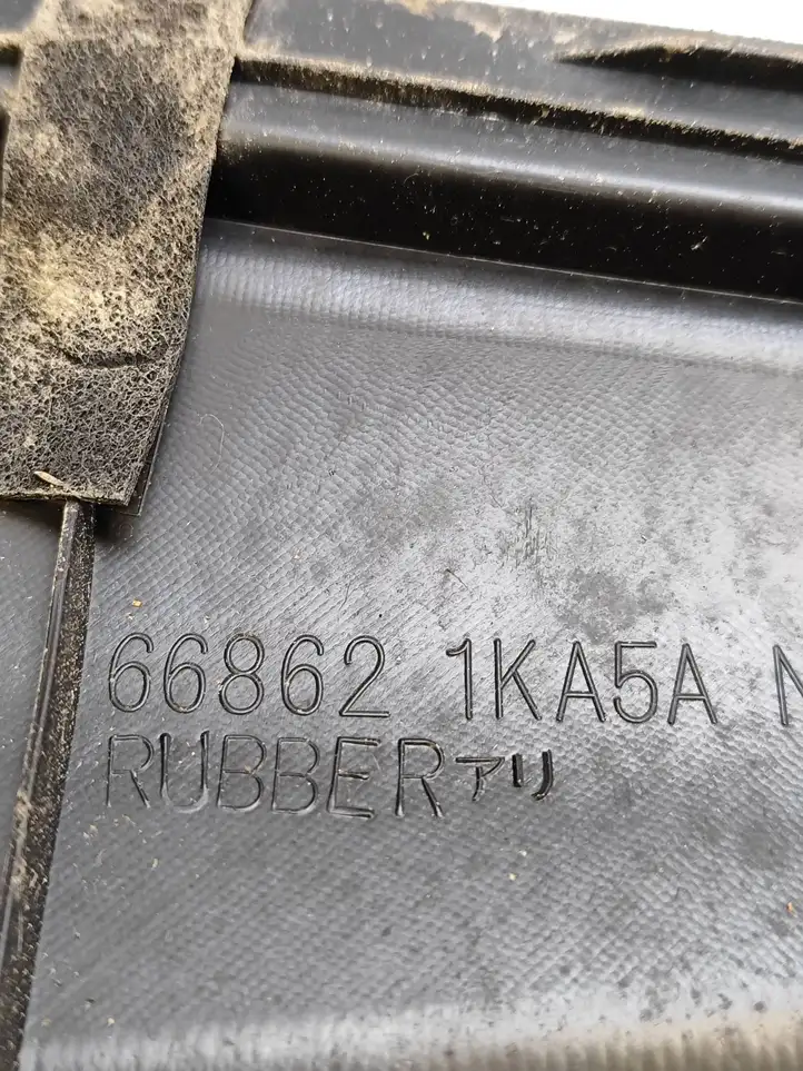 Nissan Juke I F15 (2010 - 2018) 668621KA5A Жабо стеклоочистителей — фото 5