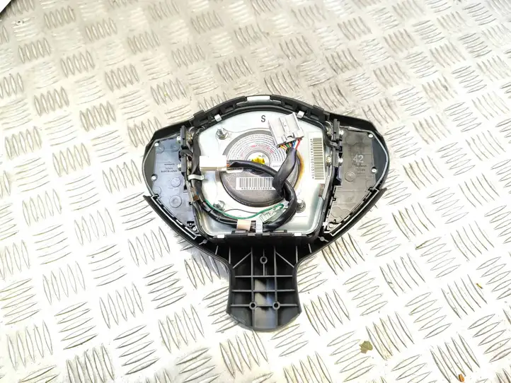 Nissan Juke I F15 (2010 - 2018) NK70S1A10 Подушка безопасности руля — фото 3