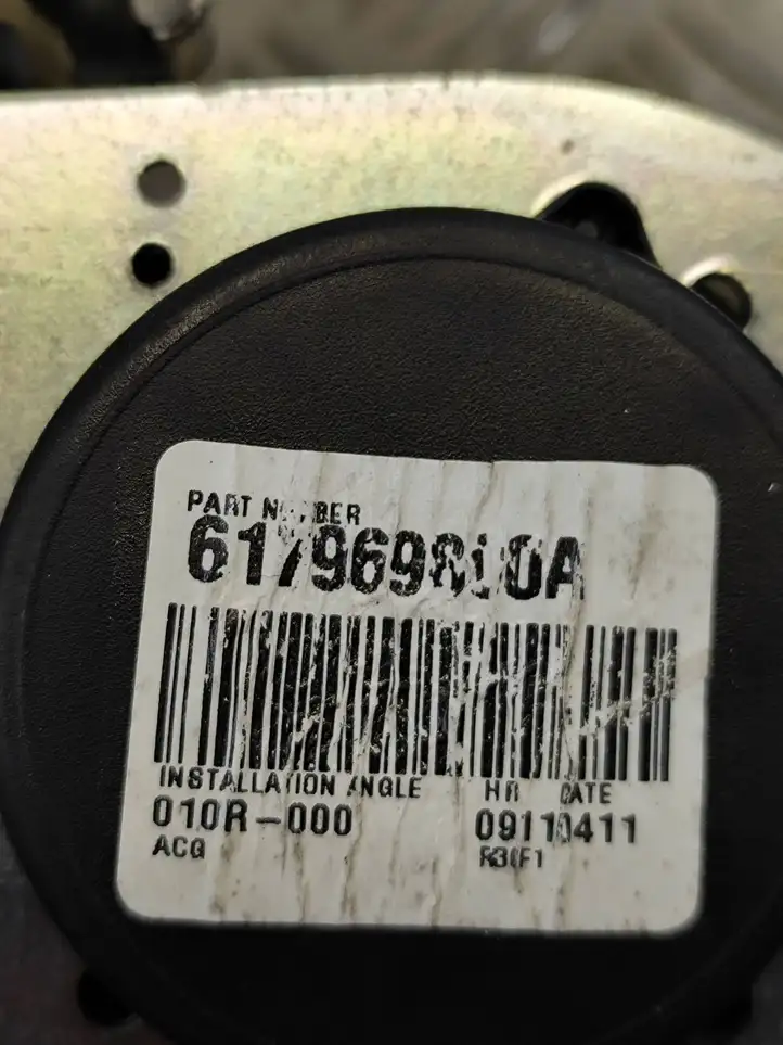 Nissan Juke I F15 (2010 - 2018) 617969800A Передний ремень безопасности — фото 2