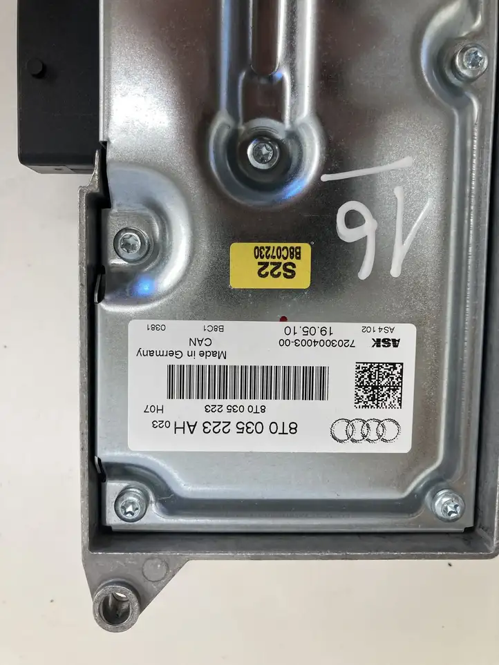 Audi A4 S4 B8 8K (2007 - 2011) 8T0035223AH Усилитель звука — фото 2
