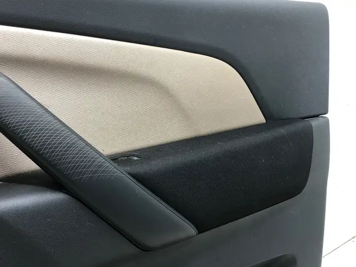Citroen C4 Grand Picasso (2013 - 2016) 98000301BS Обшивка задней двери — фото 2