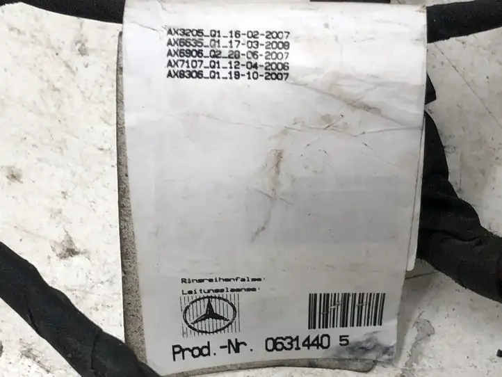 Mercedes-Benz C W204 (2007 - 2014) 0631440 Прочая электропроводка — фото 4