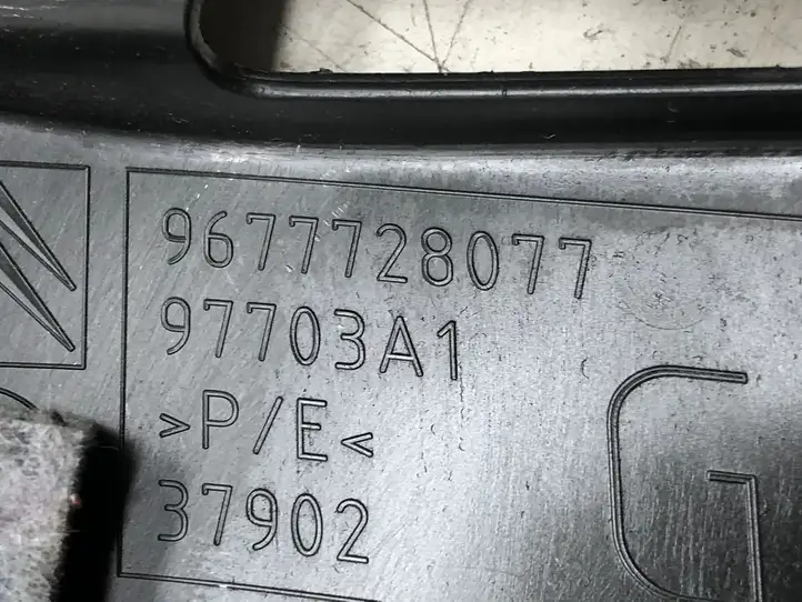 Citroen C4 Grand Picasso (2013 - 2016) 9677728077 Обшивка стойки C — фото 2