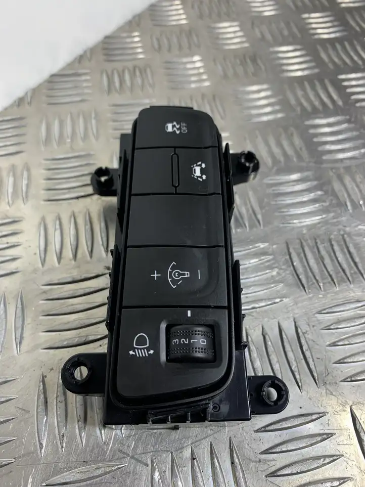 Hyundai Kona I (2017 - 2022) 93710J9930 Другие включатели / ручки/ переключатели — фото 3