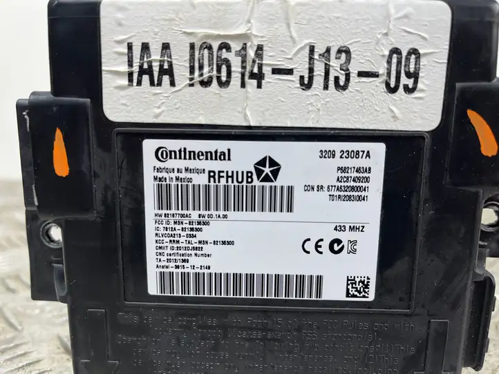 Jeep Grand Cherokee (2010 - 2021) P68217463AB Прочие блоки управления — фото 2