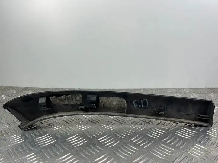 Jeep Cherokee (2013 - 2017) Молдинг заднего крыла — фото 2