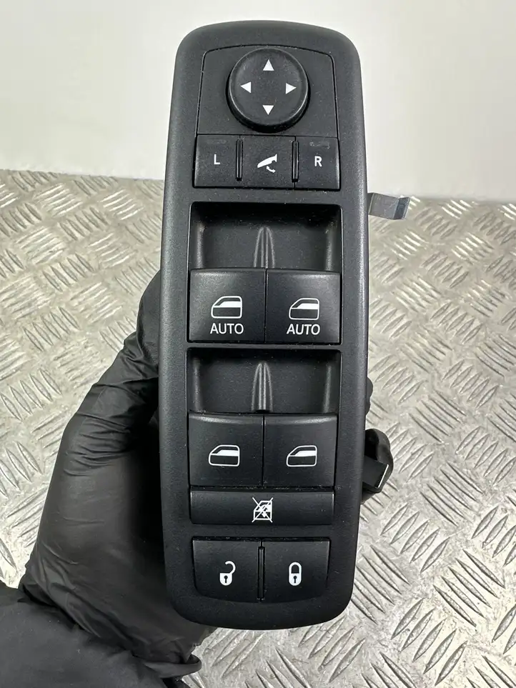 Jeep Grand Cherokee (2010 - 2021) 68184803AA Блок кнопок стеклоподъемников — фото 5