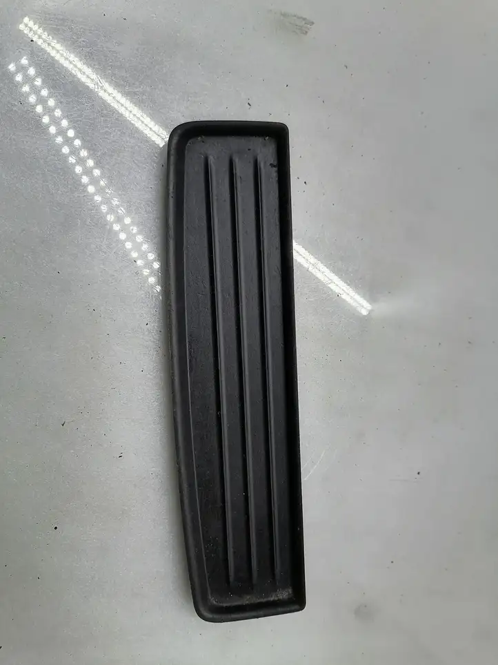 BMW 1 F20 F21 (2011 - 2019) 9227896 Коврик ящика — фото 1