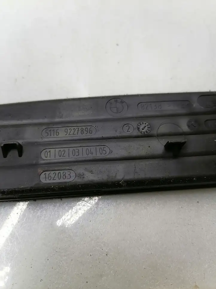 BMW 1 F20 F21 (2011 - 2019) 9227896 Коврик ящика — фото 2