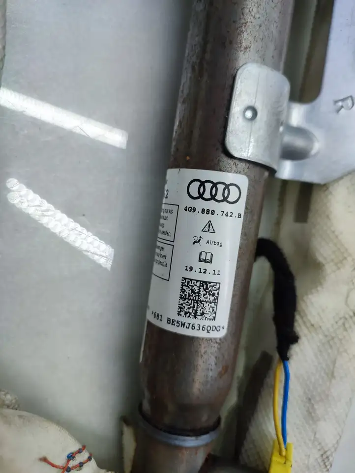 Audi A6 C7 (2011 - 2014) 4G9880742 Боковая подушка безопасности шторка — фото 4
