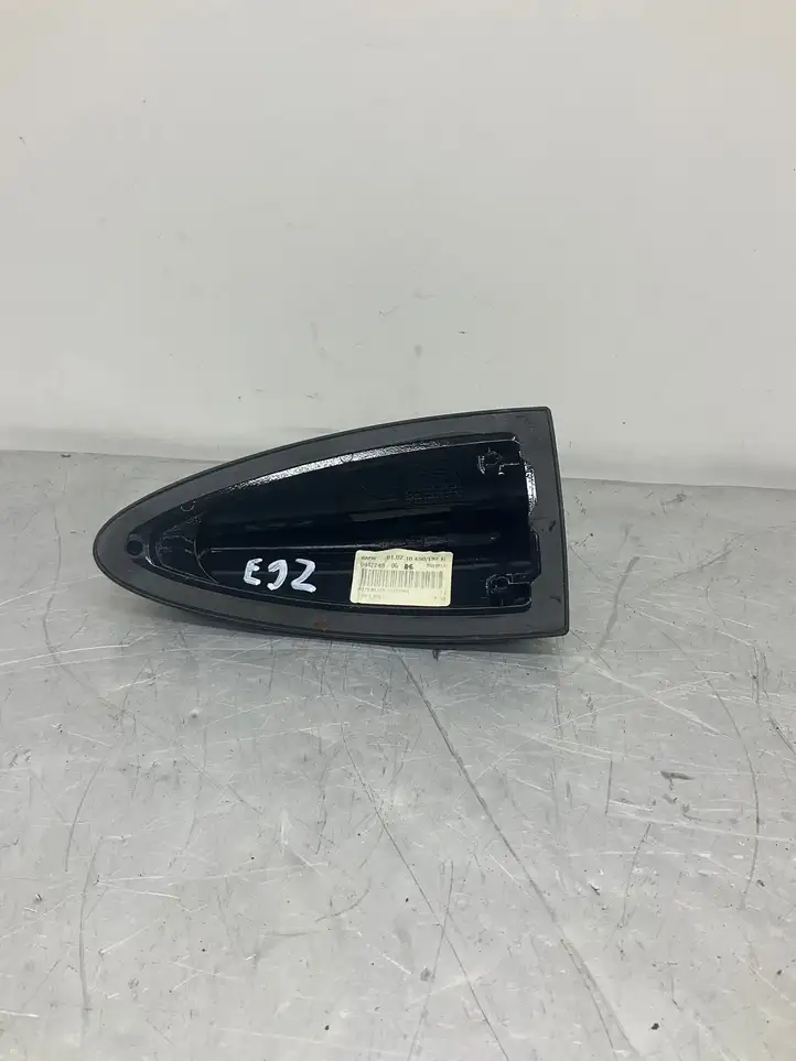 BMW 3 E92 E93 (2005 - 2014) 50010137 Крышка GPS-антенны — фото 5