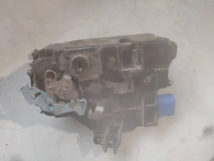 Skoda Octavia Mk2 (1Z) (2004 - 2013) 7L0839016D Замок задней двери — фото 1