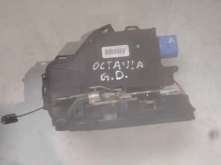 Skoda Octavia Mk2 (1Z) (2004 - 2013) 7L0839016 Замок задней двери — фото 3