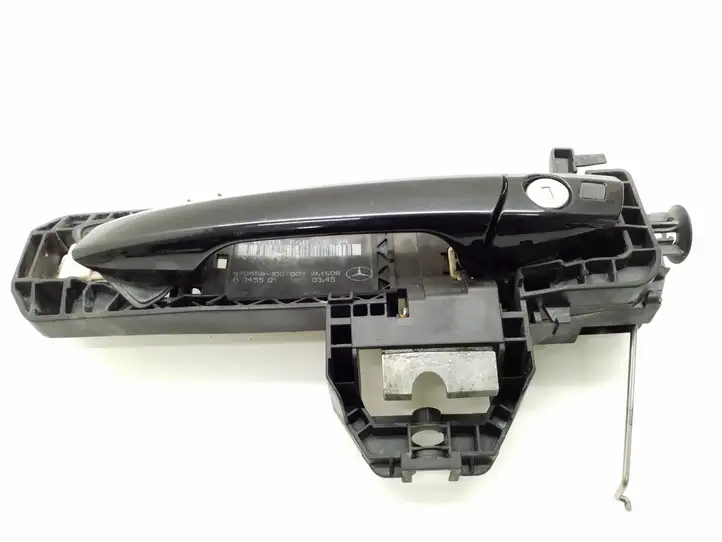 Mercedes-Benz C W204 (2007 - 2014)  A2047600534 Наружная ручка