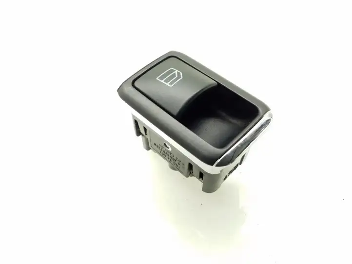 Mercedes-Benz C W204 (2007 - 2014) A2048707358 Блок кнопок стеклоподъемников — фото 1