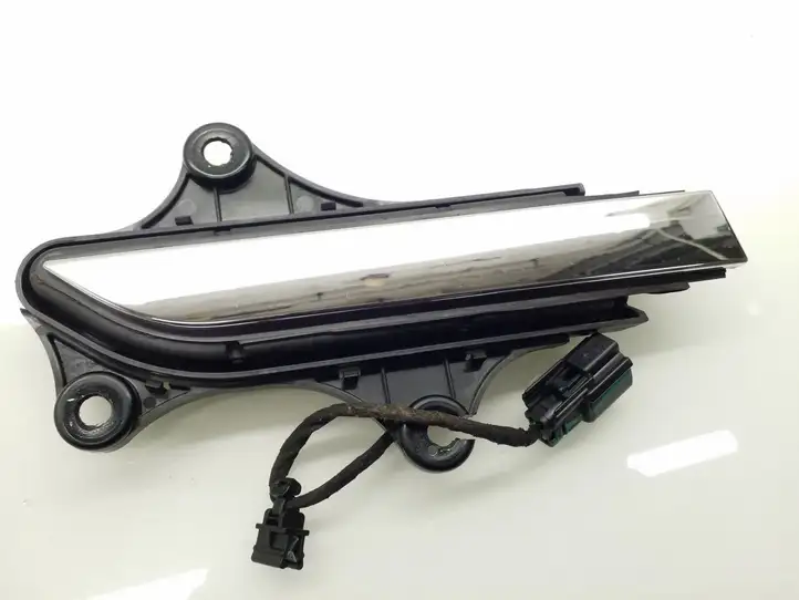 Tesla Model X (2015 - 2021) 104515800C Наружная ручка задней двери — фото 2