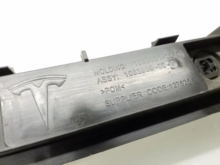 Tesla Model 3 (2017 - 2023) 108399100 Кронштейн заднего бампера — фото 3