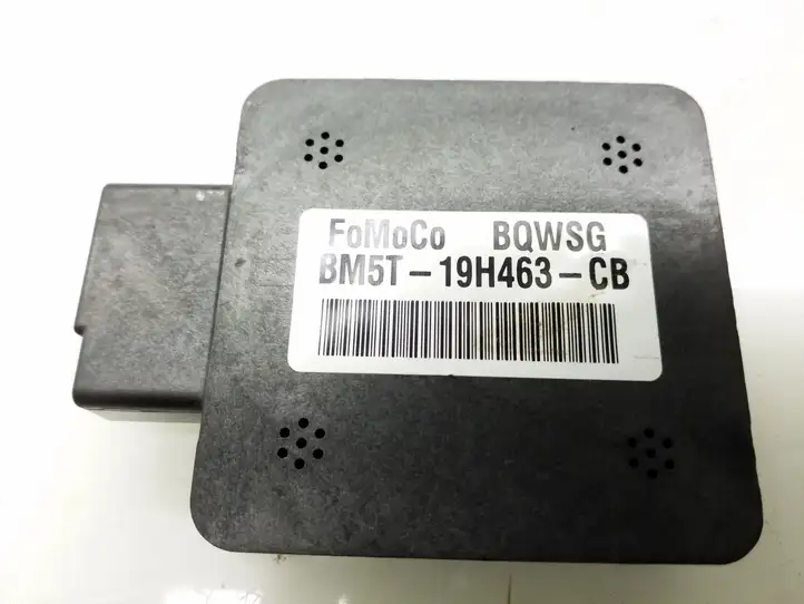 Ford Focus (2011 - 2015) BM5T19H463CB GPS антенна — фото 2