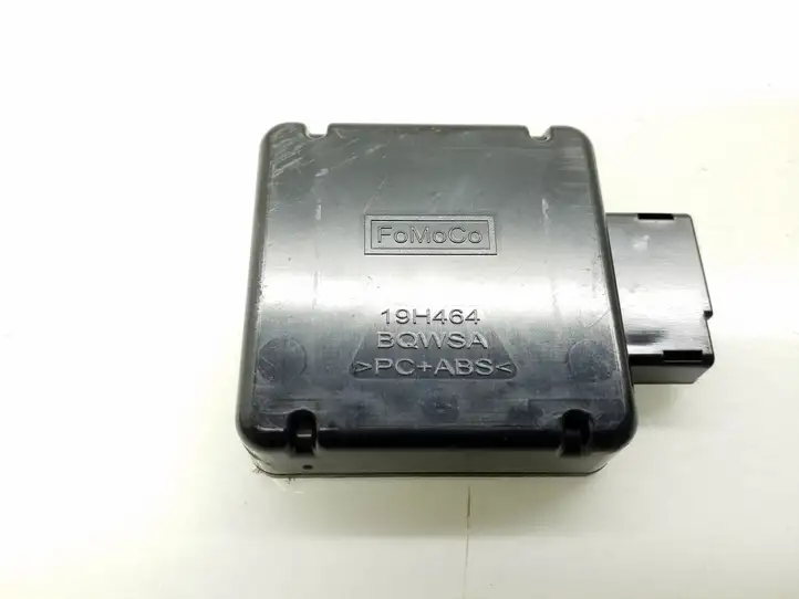 Ford Focus (2011 - 2015) BM5T19H463CB GPS антенна — фото 3