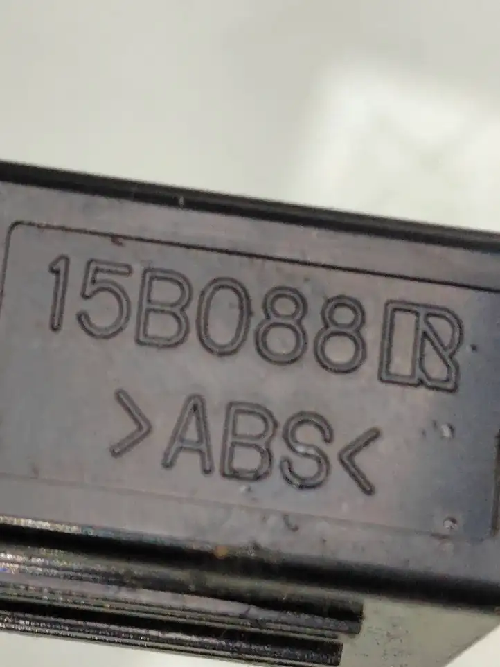 Toyota RAV 4 (XA30) (2006 - 2016) 15B088 Включатель обогрева — фото 3