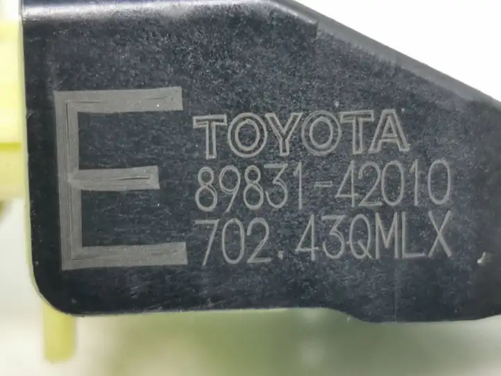 Toyota RAV 4 (XA30) (2006 - 2016) 8983142010 Датчик удара SRS — фото 2