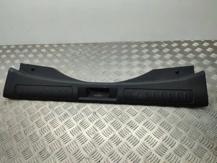 Land Rover Evoque I (2011 - 2015) BJ32113A10AC Отделка порога багажника — фото 1