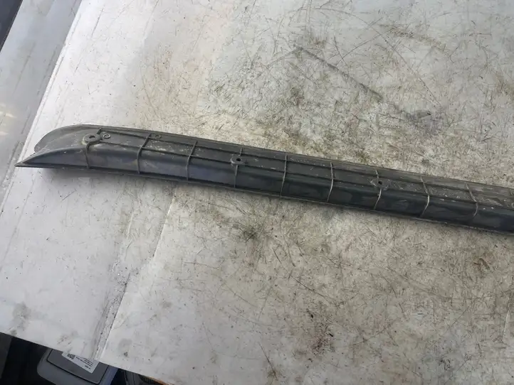 Mitsubishi Pajero Sport (2004 - 2008)  Mr227564 Отделка порога багажника