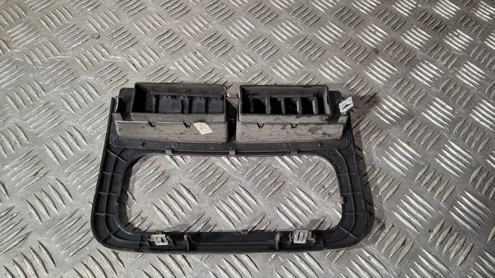 Jeep Grand Cherokee (WJ) (1998 - 2004) 55116037 Центральный воздушный дефлектор — фото 2