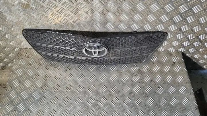 Toyota Corolla E120 E130 (2000 - 2004) 5311102150 Передняя решетка — фото 2