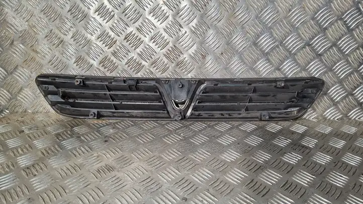 Opel Astra G (1998 - 2004) 90587101 Передняя решетка — фото 2
