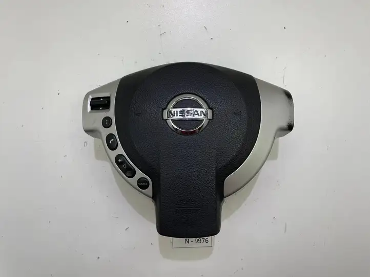 Nissan X-Trail T31 (2007 - 2014) Подушка безопасности руля — фото 1