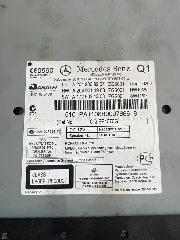 Mercedes-Benz C W204 (2007 - 2014) A2049009907 Магнитола / мультимедийная система — фото 2