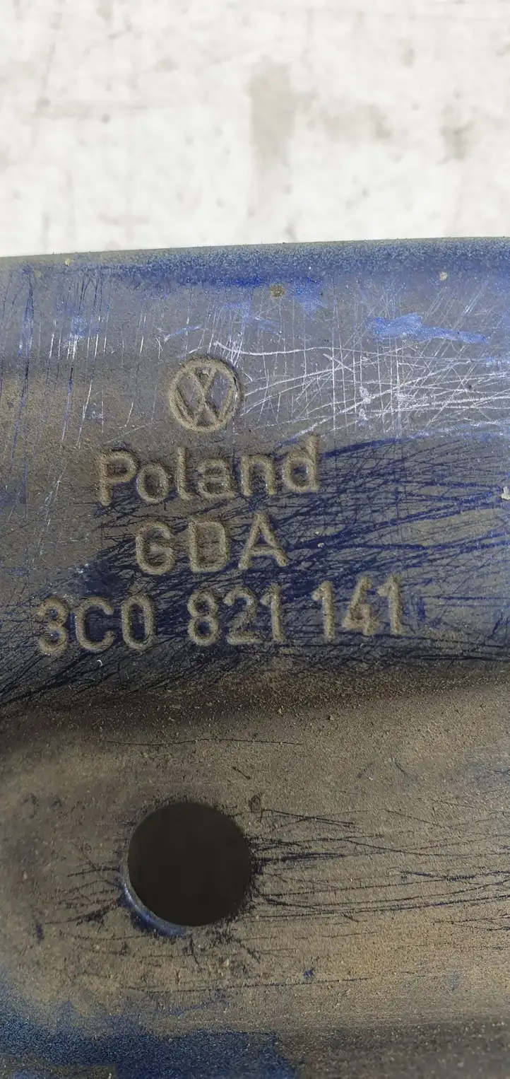 Volkswagen PASSAT B6 (2005 - 2010) 3C0821141 Крепление крыла — фото 4