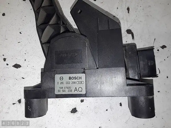Opel Zafira A (1999 - 2003) 0281002298 Педаль акселератора — фото 3