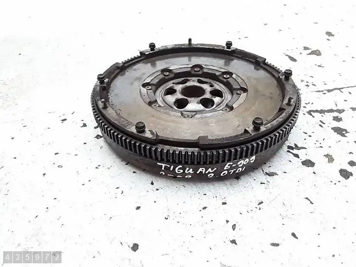 Volkswagen Tiguan (2007 - 2011) 03G105266BP Двухмассовый маховик — фото 1