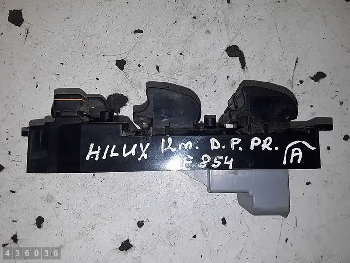 Toyota Hilux (AN10, AN20, AN30) (2011 - 2015) 848200K061 Блок кнопок стеклоподъемников — фото 1