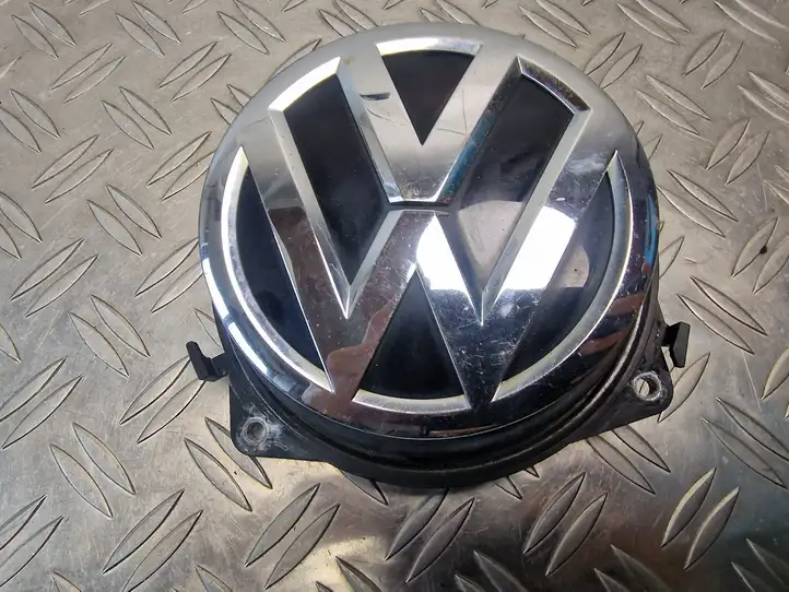 Volkswagen Golf VII (2013 - 2019) 5G9827469D Ручка крышки багажника — фото 1