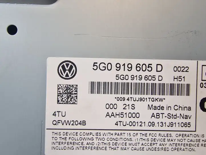 Volkswagen Golf VII (2013 - 2019) 5G0919605D Магнитола / мультимедийная система — фото 3