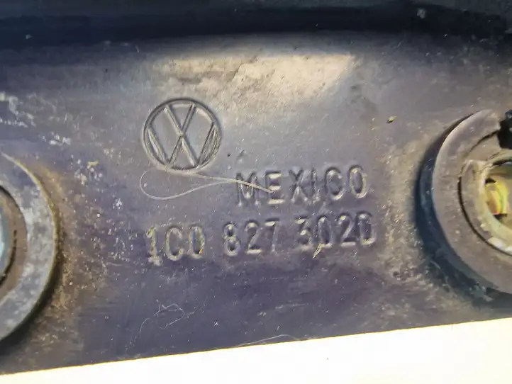 Volkswagen New Beetle (1997 - 2005) 1C0827302D Петли крышки багажника — фото 3