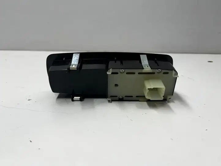 Jeep Grand Cherokee (2010 - 2021) 68290692AB Блок кнопок стеклоподъемников — фото 3