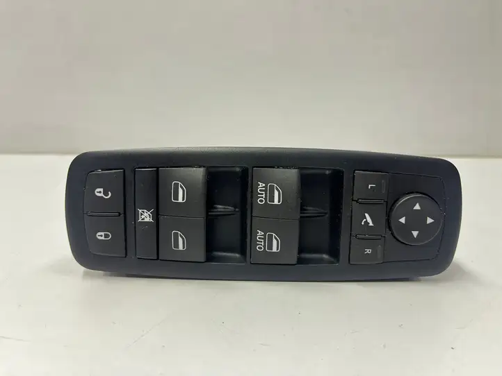 Jeep Grand Cherokee (2010 - 2021) 68289803 Блок кнопок стеклоподъемников — фото 1