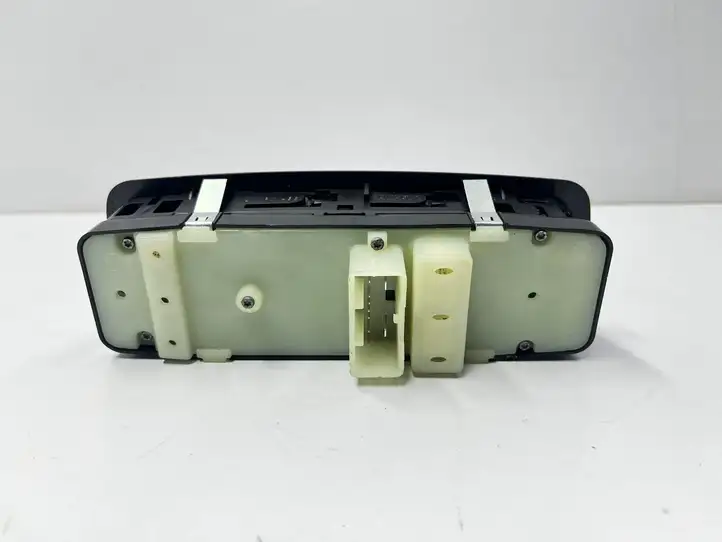 Jeep Grand Cherokee (2010 - 2021) 68289803 Блок кнопок стеклоподъемников — фото 3